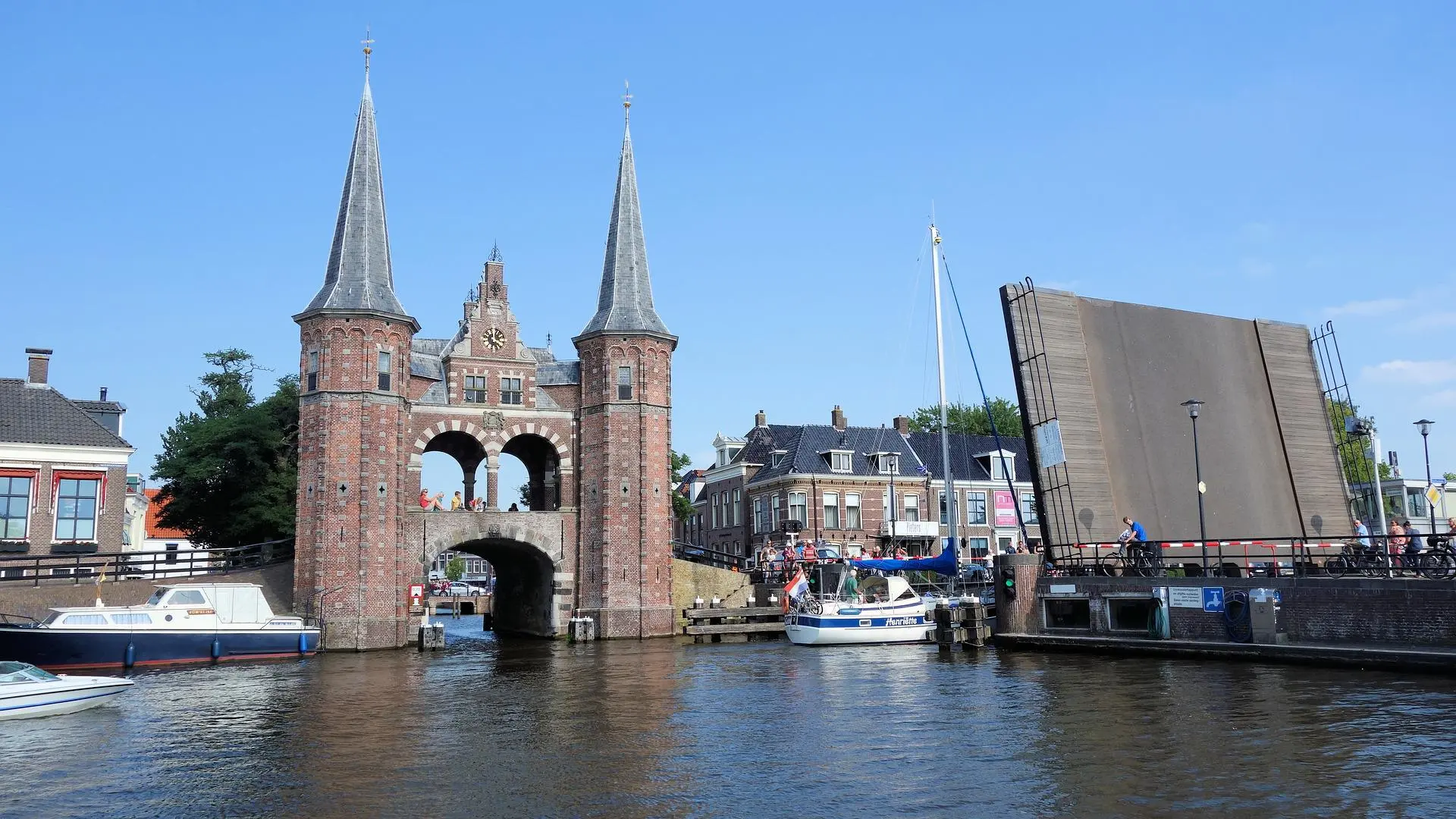 Home - luxusbootverleih - Sneekermeer